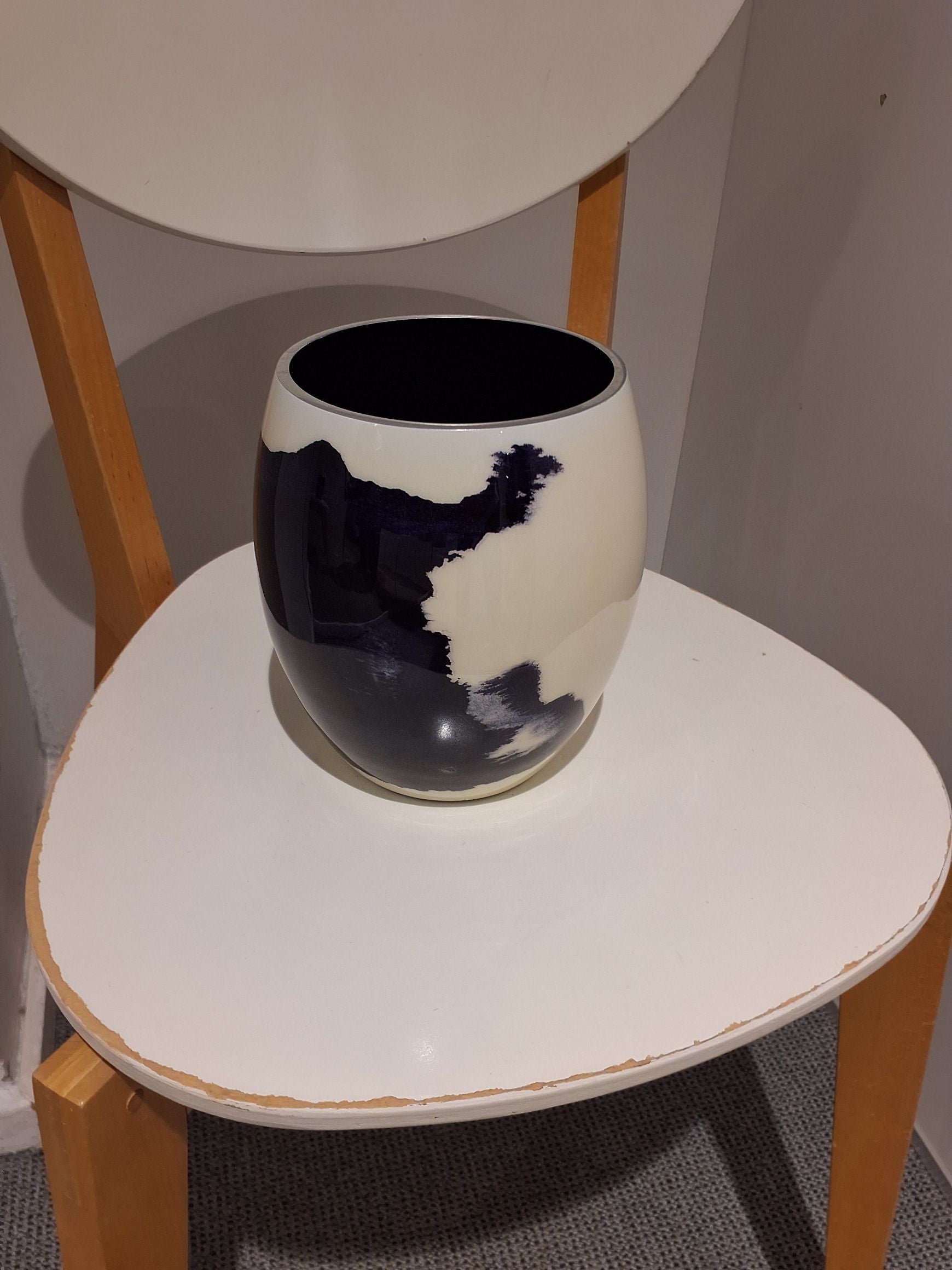 Stelton vase med mønster i sort og beige